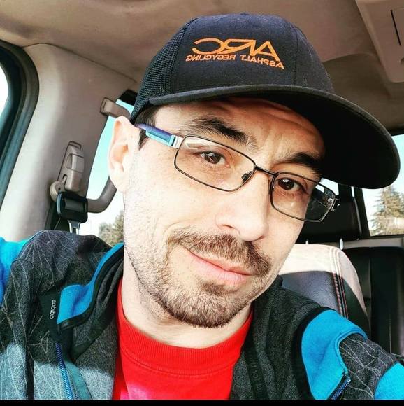 Meet your Posher, Daniel - Picture 1 of 1